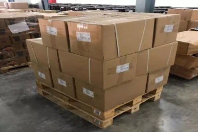 From Warehouse to Your Door — Fast & Tracked!